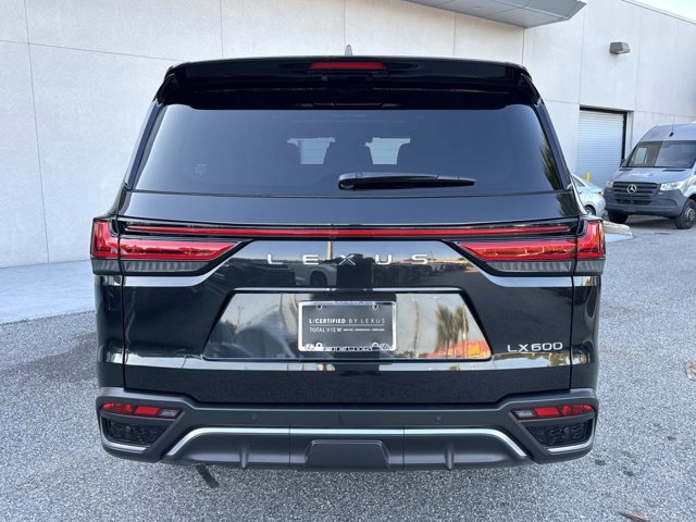 2025 Lexus LX 600 F SPORT photo 3