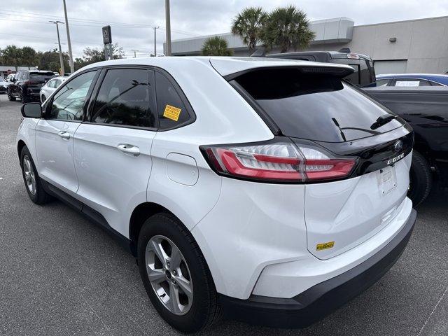 2023 Ford Edge SE photo 3