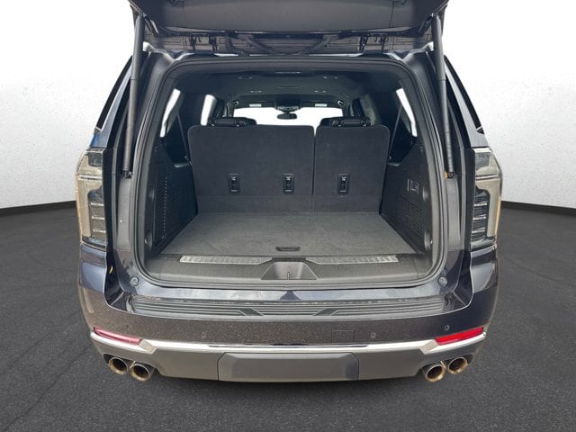 2025 Chevrolet Suburban Premier - Photo 11
