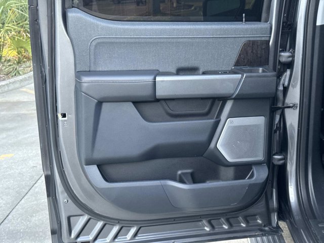 2023 Ford F-150 Lariat - Photo 11