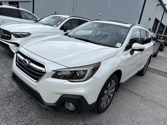 2019 Subaru Outback Touring photo 3