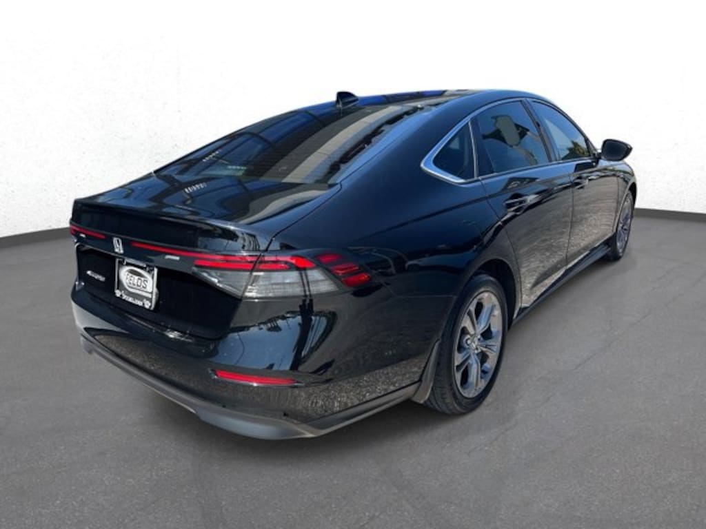 Used 2023 Honda Accord Sedan EX