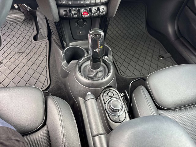 2023 MINI 3 Door S - Photo 22
