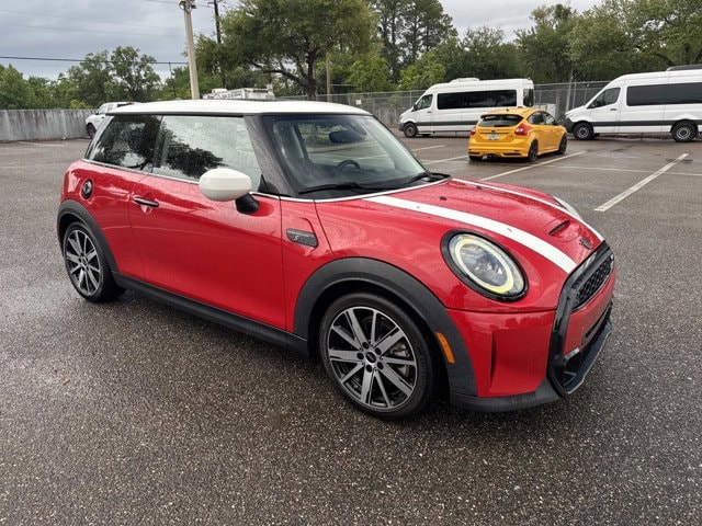 2023 MINI Cooper Cooper S 3 Door's photo