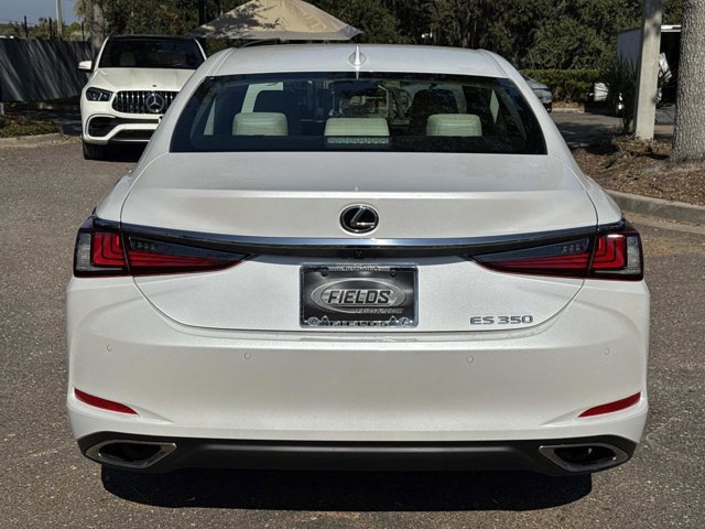 2025 Lexus ES 350 photo 4