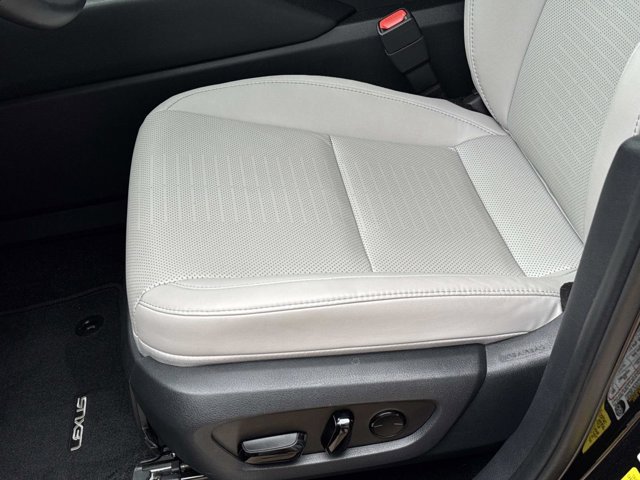2025 Lexus TX Premium - Photo 12
