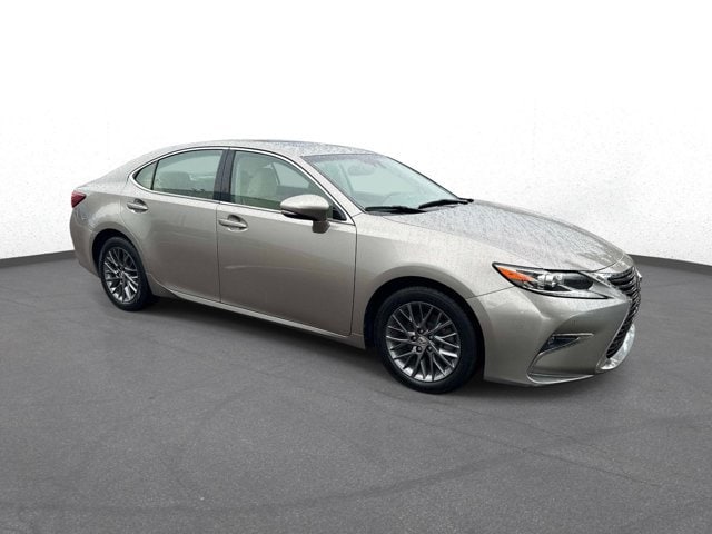 2018 Lexus ES