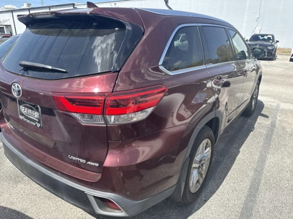 Used 2019 Toyota Highlander Limited
