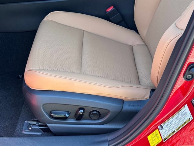 2025 Lexus UX 300h Premium - Photo 21