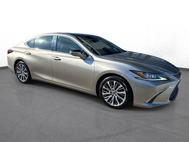 2019 Lexus ES