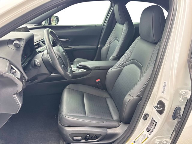 2022 Lexus UX Hybrid 250h - Photo 22
