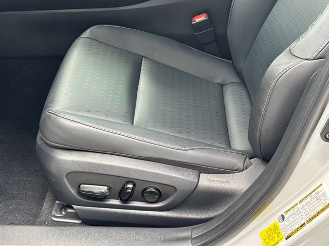 2022 Lexus UX Hybrid 250h - Photo 21