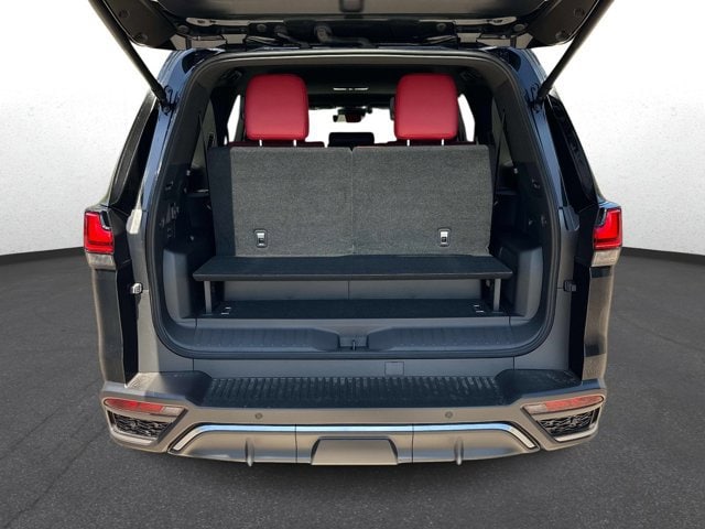 2026 Lexus LX 700h F-Sport - Photo 11