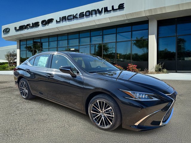 2025 Lexus ES 350's photo
