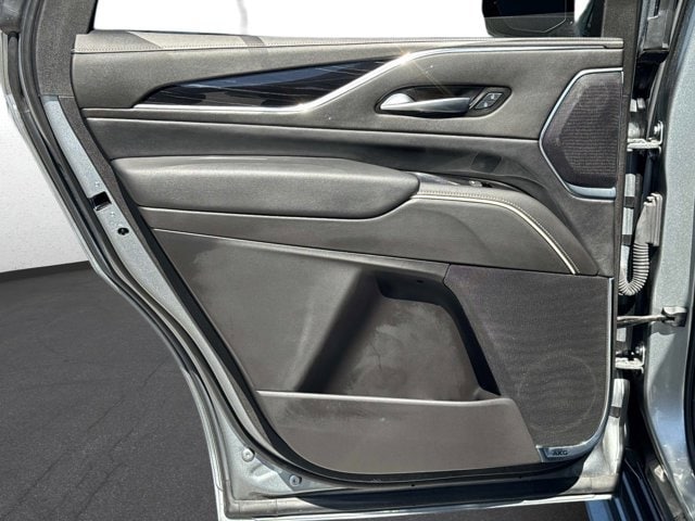 2024 Cadillac Escalade Sport - Photo 13