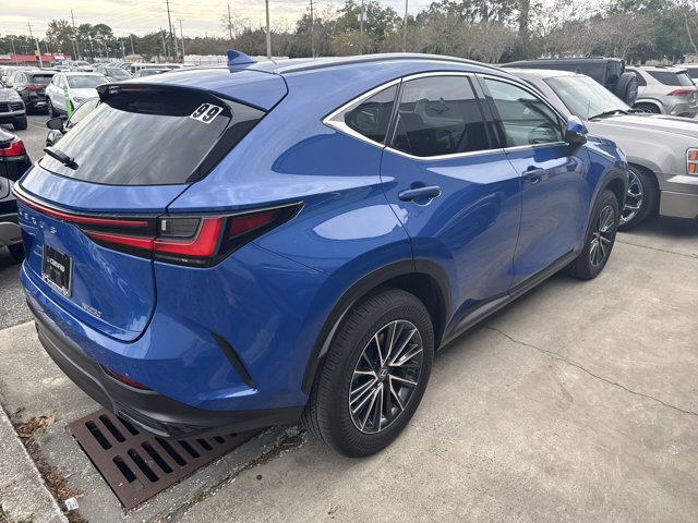 2025 Lexus NX 250 Premium photo 2