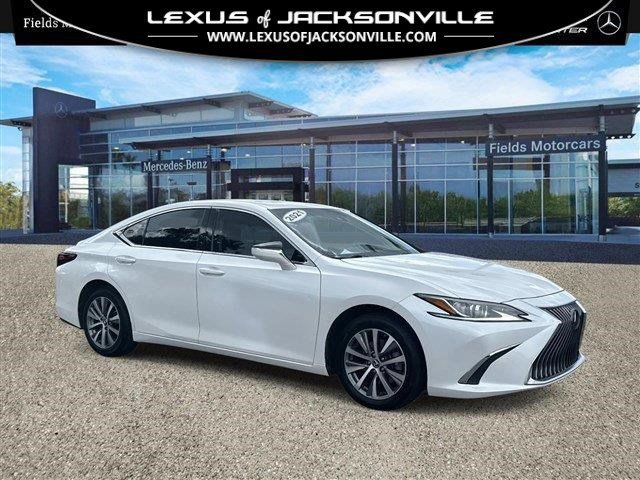 2021 Lexus ES 350's photo