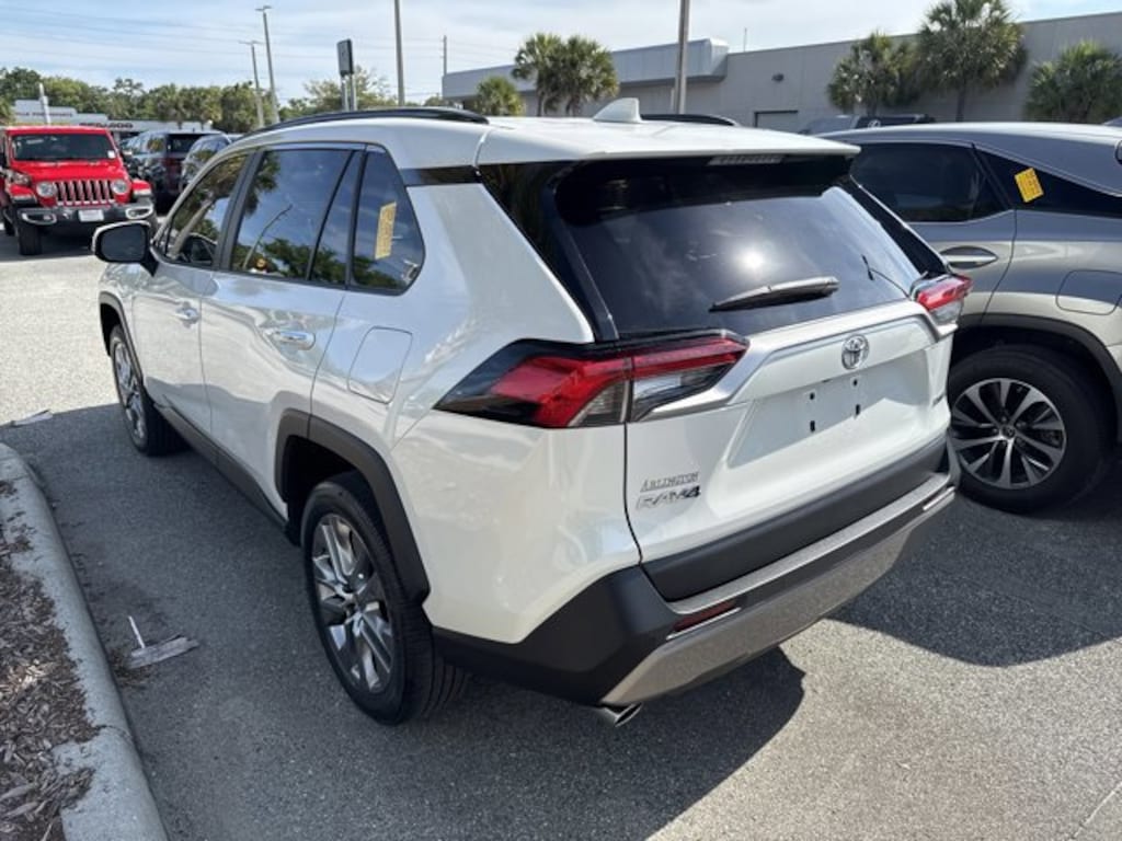 Used 2022 Toyota RAV4 Limited