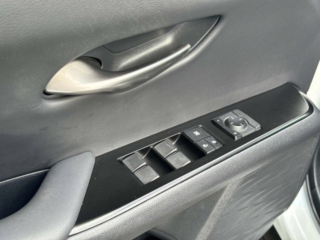 2022 Lexus UX Hybrid 250h - Photo 20