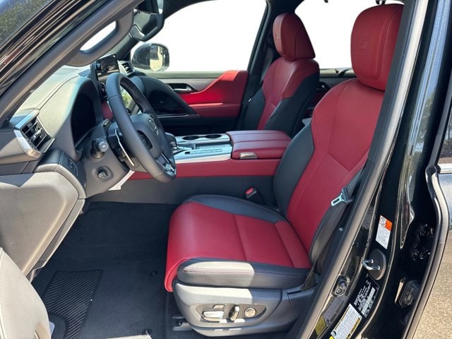 2026 Lexus LX 700h F-Sport - Photo 22