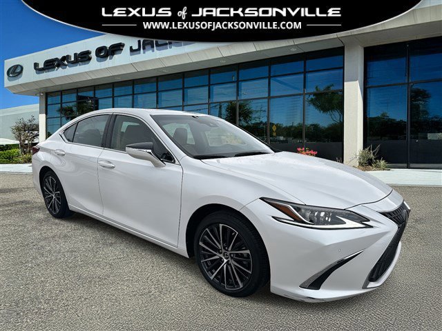 2024 Lexus ES 350's photo