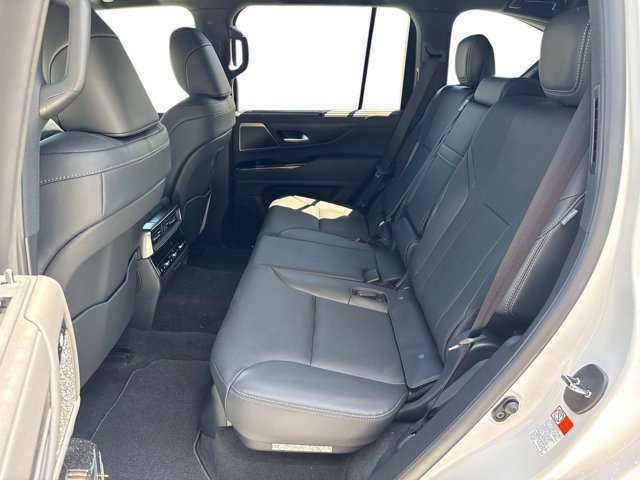2026 Lexus LX 700h Luxury - Photo 14