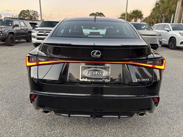 2025 Lexus IS 350 F SPORT photo 4