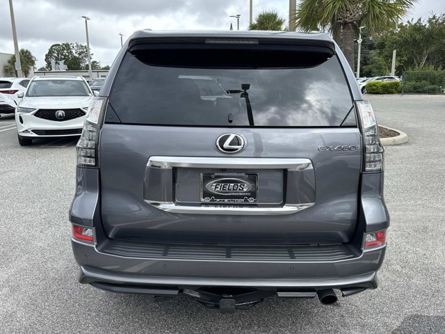 2023 Lexus GX 460 Premium photo 3