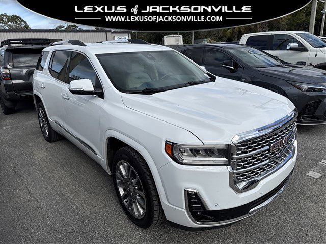 2023 GMC Acadia Denali's photo