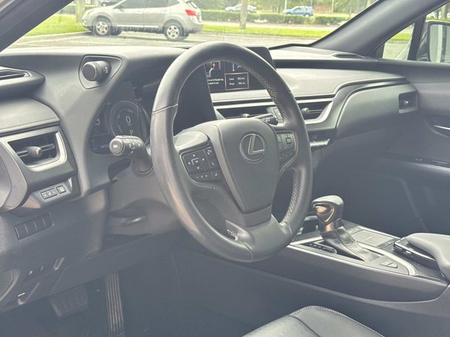 2022 Lexus UX Hybrid 250h - Photo 16