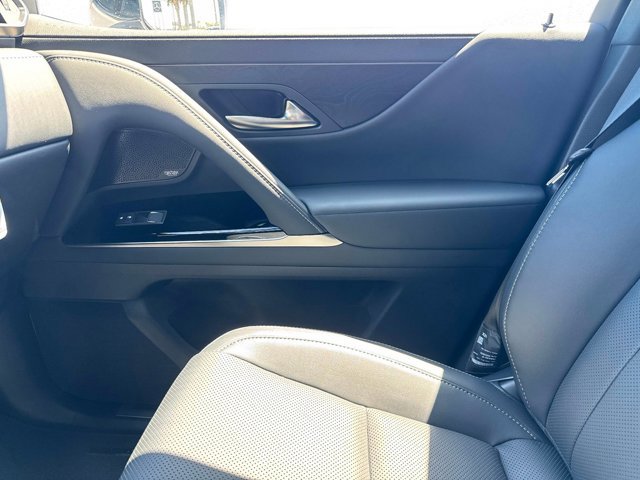 2026 Lexus LX 700h Luxury - Photo 24