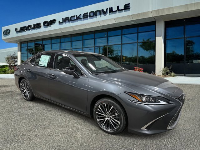 2025 Lexus ES 350's photo