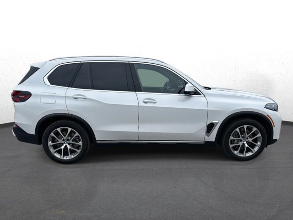 Used 2025 BMW X5 xDrive40i