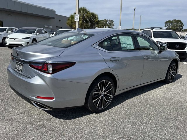 2025 Lexus ES 350 photo 3