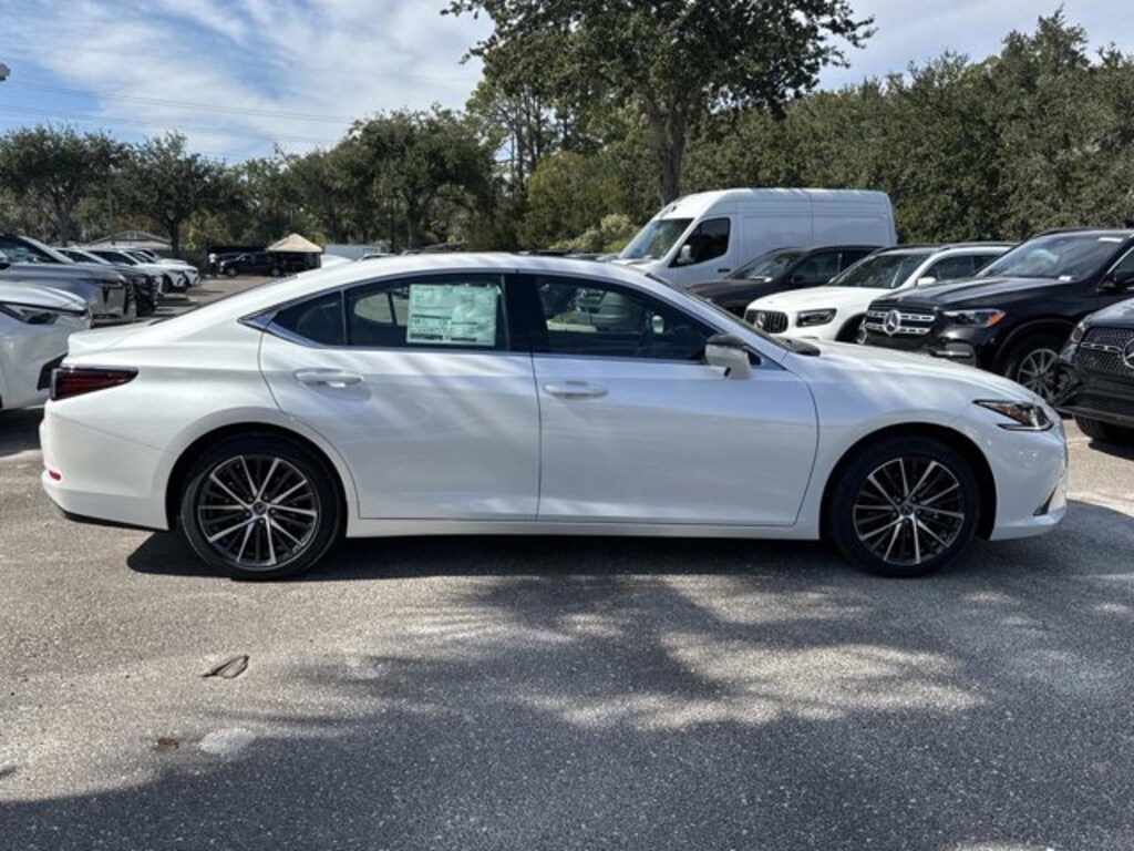 New 2025 Lexus ES ES 350 SEDAN