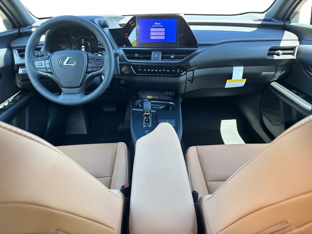2025 Lexus UX 300h Premium - Photo 16