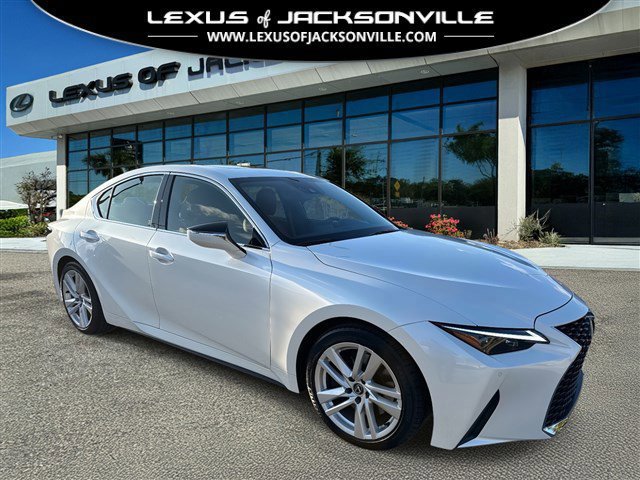 2025 Lexus IS 300's photo