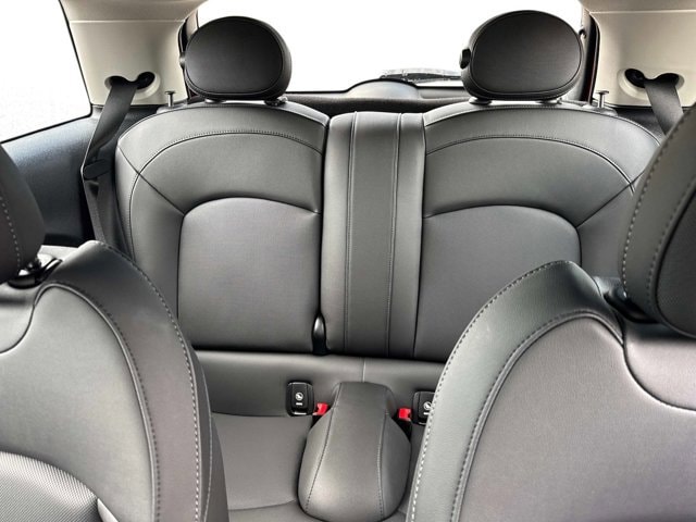 2023 MINI 3 Door S - Photo 18