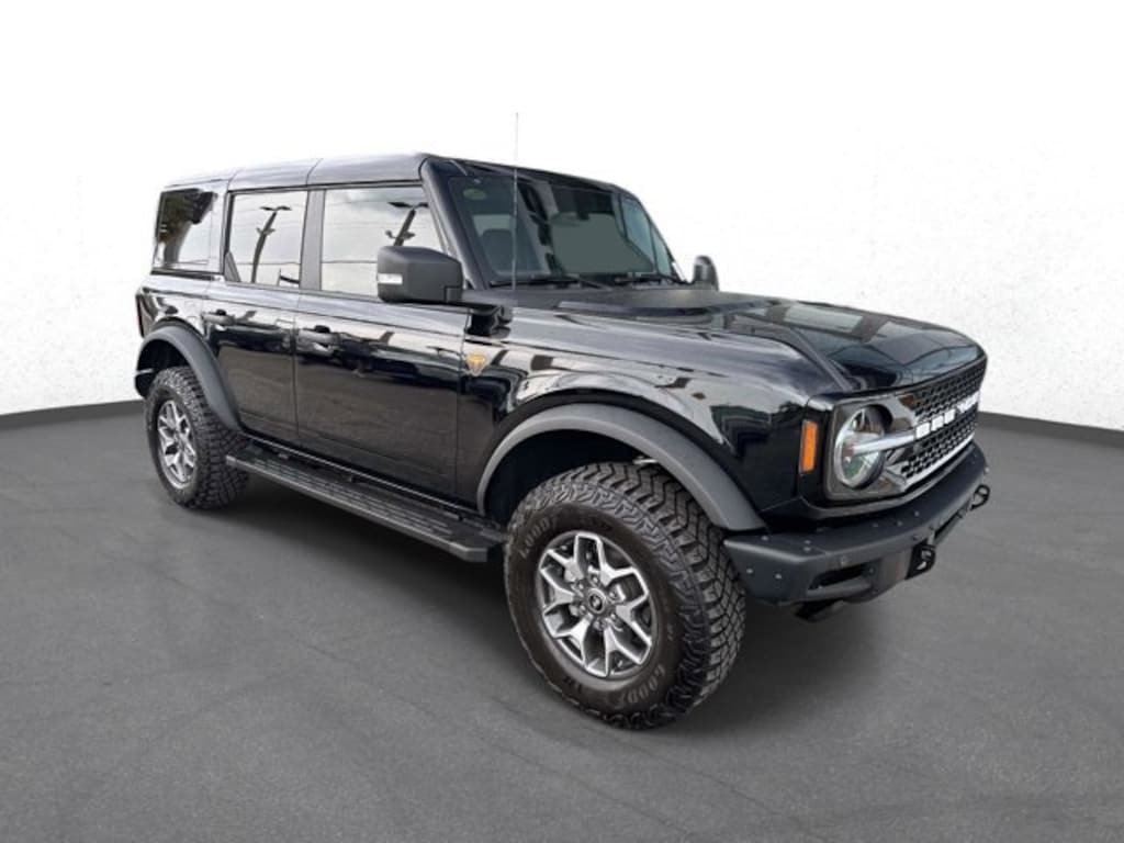 Used 2025 Ford Bronco Badlands