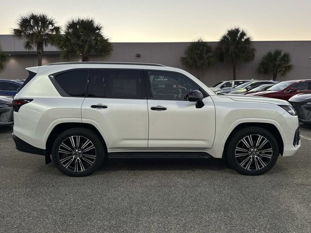 2025 Lexus LX Luxury photo 2
