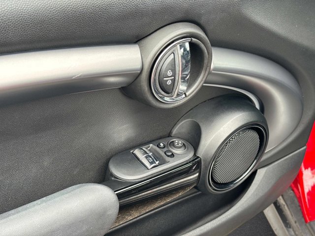 2023 MINI 3 Door S - Photo 14