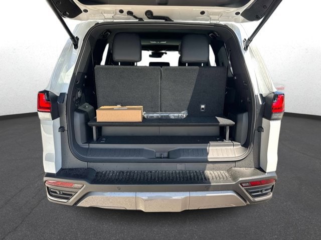 2026 Lexus LX 700h Luxury - Photo 11