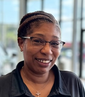 Staff member Gwenetta Mathis from ID_a114c3571c31