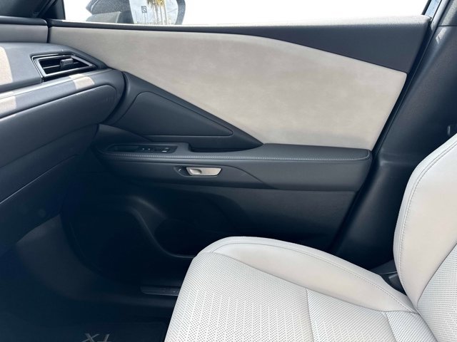 2025 Lexus TX Premium - Photo 26