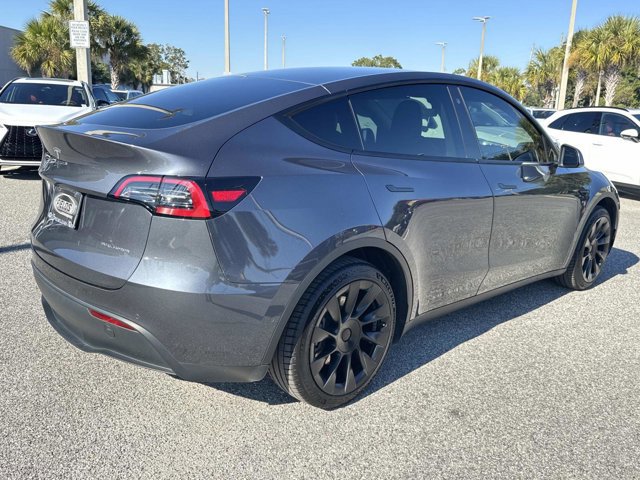 2022 Tesla Model Y Long Range photo 3