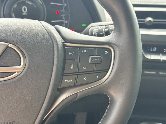 2022 Lexus UX Hybrid 250h - Photo 29