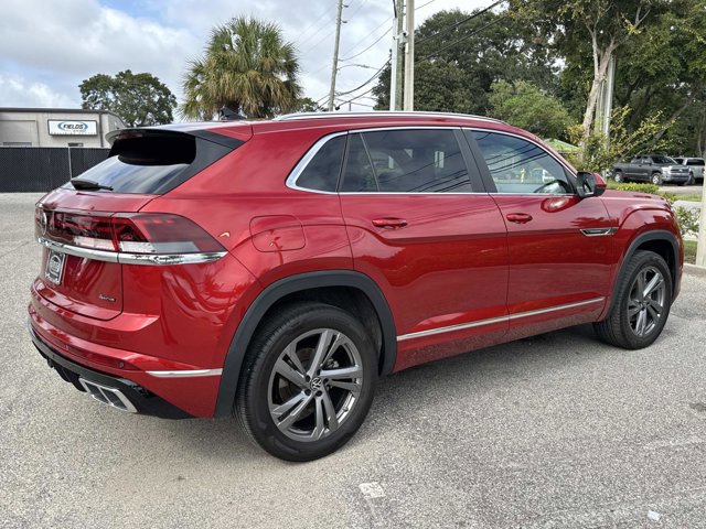 2024 Volkswagen Atlas Cross Sport SEL R-Line photo 3