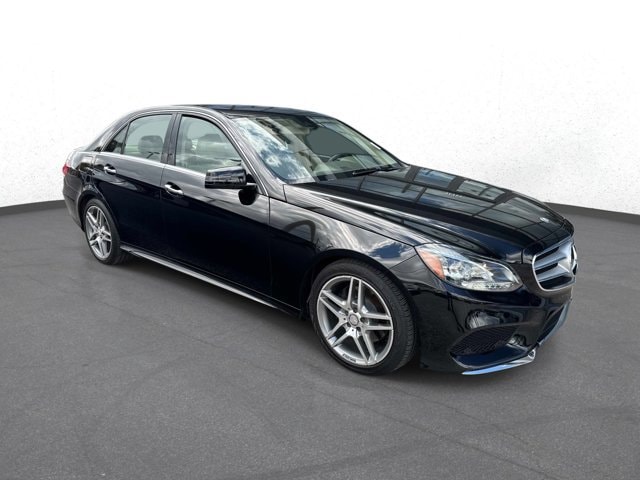 2014 Mercedes-Benz E-Class's photo