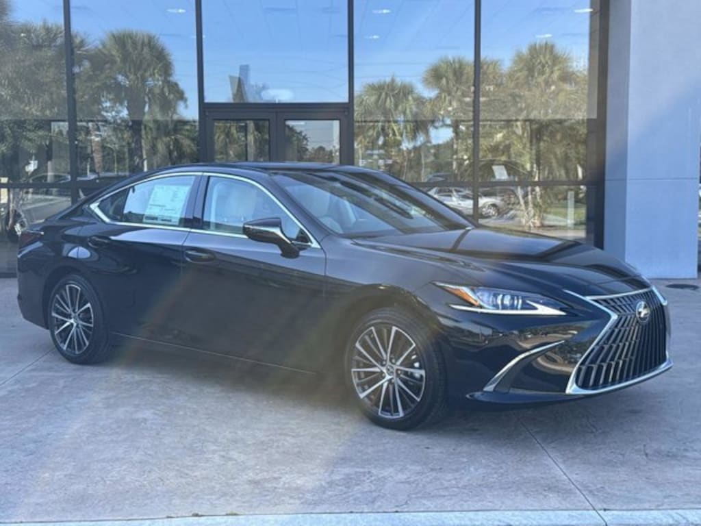 New 2025 Lexus ES 350 SEDAN