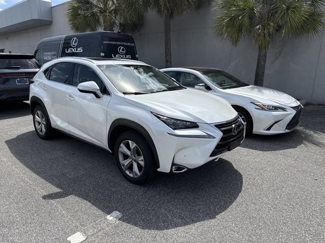2017 Lexus NX 200t